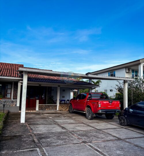 ¡Hermosa Casa En venta Via acacias con 380 mt construidos! Piedemonte en Villavicencio
