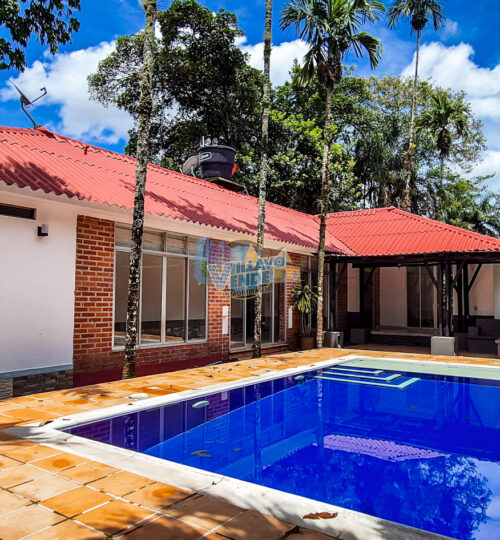 En venta Casa Campestre vereda Vanguardia