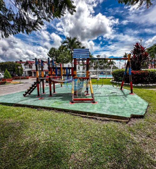 En venta casa en el Conjunto Bosques de Morelia, sector terminal en Villavicencio
