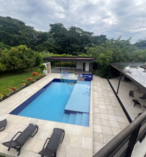 En Venta Casa campestre en Condominio Casa de Campo Llanos Orientales – Restrepo (Meta)