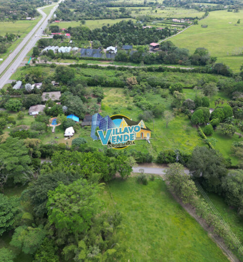 En Venta Casa campestre en Finca El Cimarrón Restrepo (Caney)