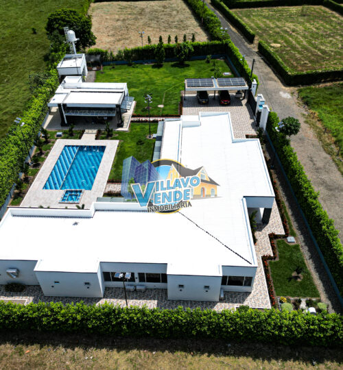Casa quinta moderna en venta – Parcelación Maiporé – Restrepo (Meta)