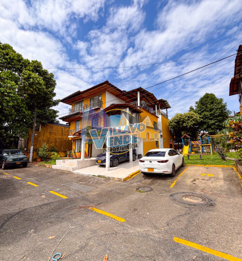 En Venta Casa en Condominio Bosques de vizcaya Villavicencio (Vizcaya)